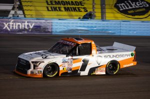 NASCAR-Truck-Series-Championship-24737283.jpg