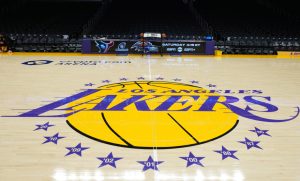 NBA-Dallas-Mavericks-at-Los-Angeles-Lakers-22314988-scaled-e1738013939499-1180x712.jpg