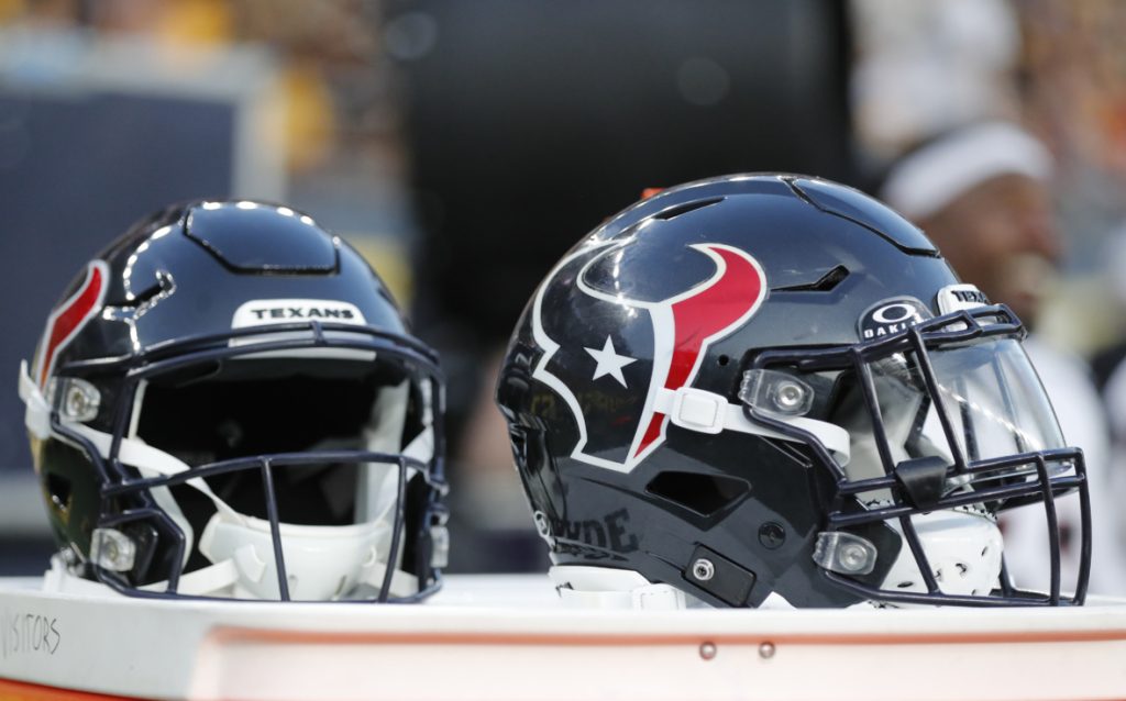 NFL-Houston-Texans-at-Pittsburgh-Steelers-23982805-1180x735.jpg