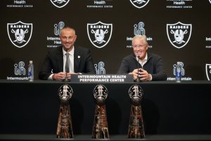 NFL-Las-Vegas-Raiders-Press-Conference-25280325-1180x787.jpg