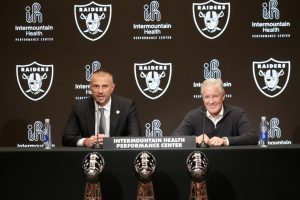 NFL-Las-Vegas-Raiders-Press-Conference-25280745-1180x787.jpg