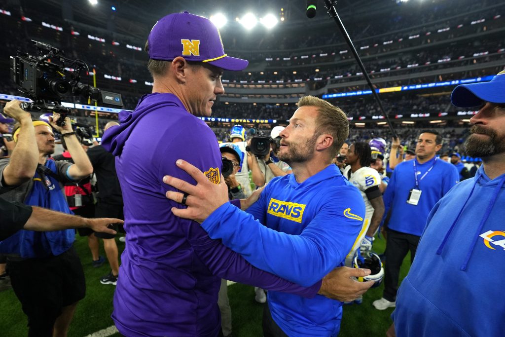 NFL-Minnesota-Vikings-at-Los-Angeles-Rams-24576354.jpg