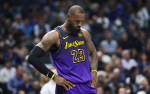 RTRMADP_NBA-LOS-ANGELES-LAKERS-AT-DALLAS-MAVERICKS_1661823310_MT1USATODAY25136354_2025-01-08T025814Z.jpeg