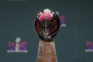 Super-Bowl-Trophy-22504654-1180x787.jpg