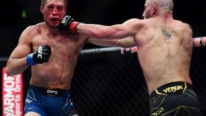 alexander-volkanovski-lands-hit-brian-682568744.jpg