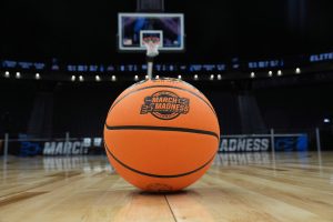 college-basketball-games-today-20331080.jpg