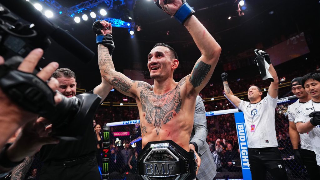 max-holloway-receives-bmf-belt-965806579.jpg