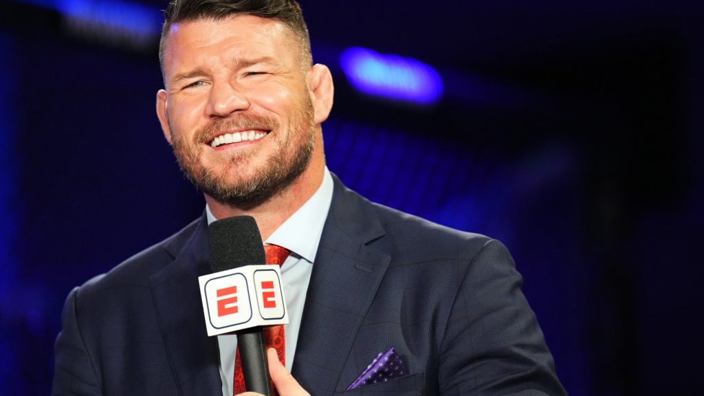 michael-bisping-anchors-broadcast-ufc-962380296.jpg