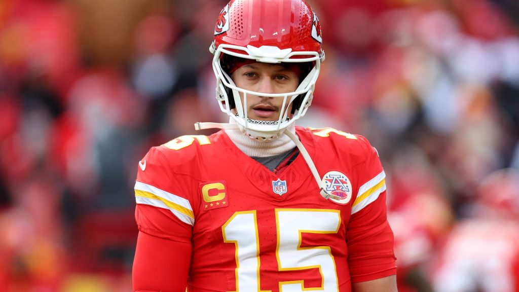 patrick-mahomes-15-kansas-city-964767502.jpg