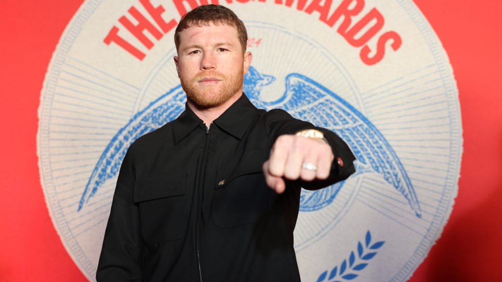 saul-canelo-alvarez-poses-ring-963095433.jpg