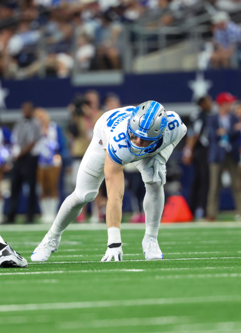 NFL-Detroit-Lions-at-Dallas-Cowboys-24498876-1180x1627.jpg