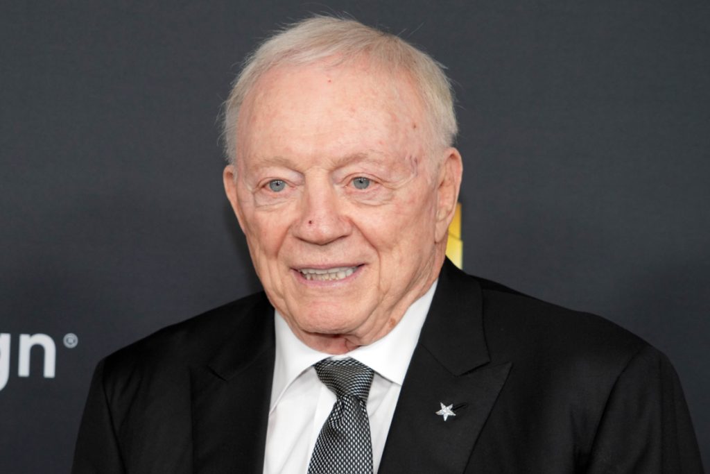 Jerry-Jones-25357526-1180x787.jpg