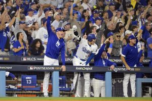 MLB-NLCS-New-York-Mets-at-Los-Angeles-Dodgers-24546146-1180x787.jpg