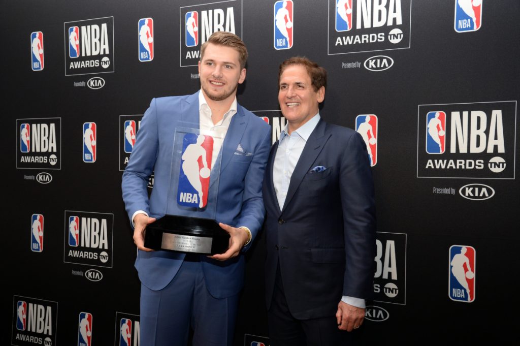 NBA-2019-NBA-Awards-12952404-1180x785.jpg